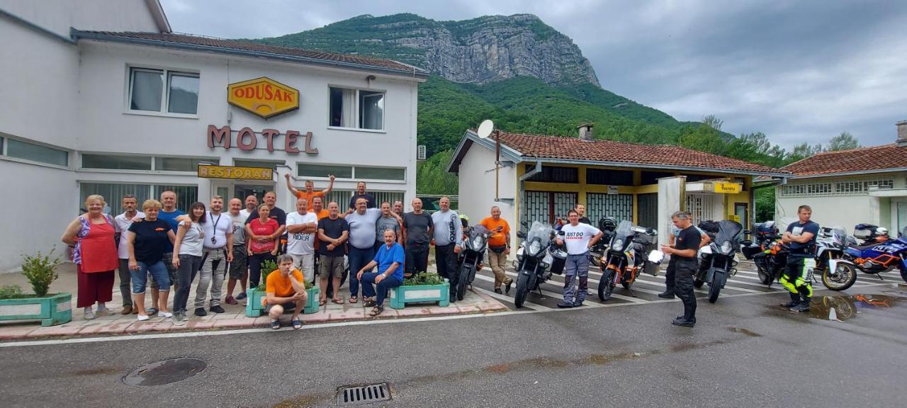 Motel And Restaurant Odusak Dreznjak Exteriér fotografie