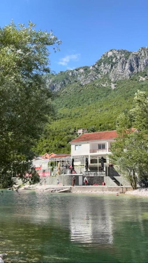 Motel And Restaurant Odusak Dreznjak Exteriér fotografie
