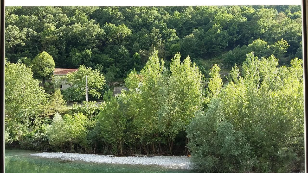 Motel And Restaurant Odusak Dreznjak Exteriér fotografie